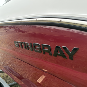 2027 Stingray 20SBX - Black / Cherry Red